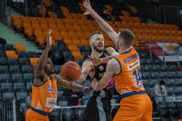 城胜算更大 城胜算更大